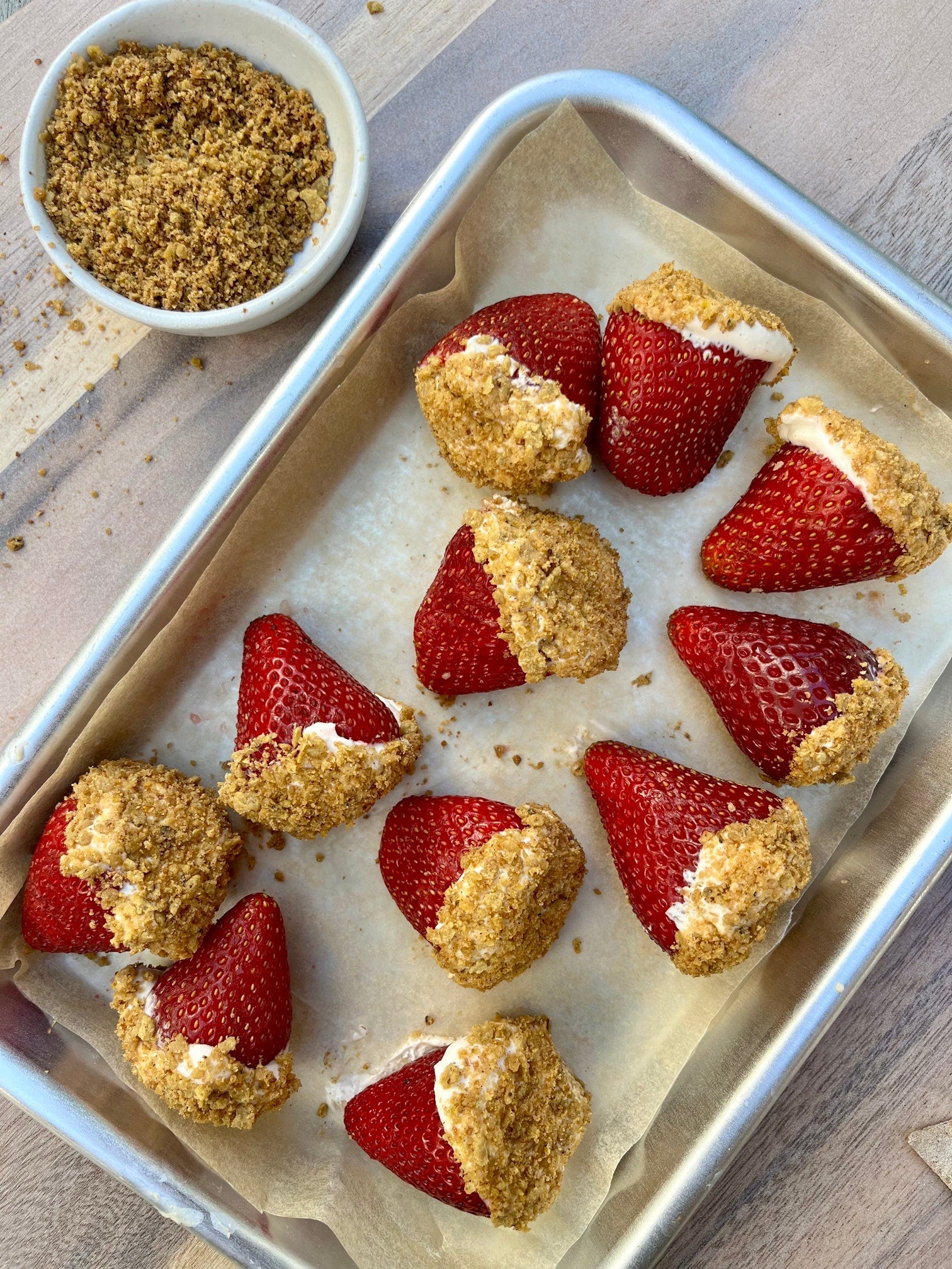 Churro Crunch Strawberries
