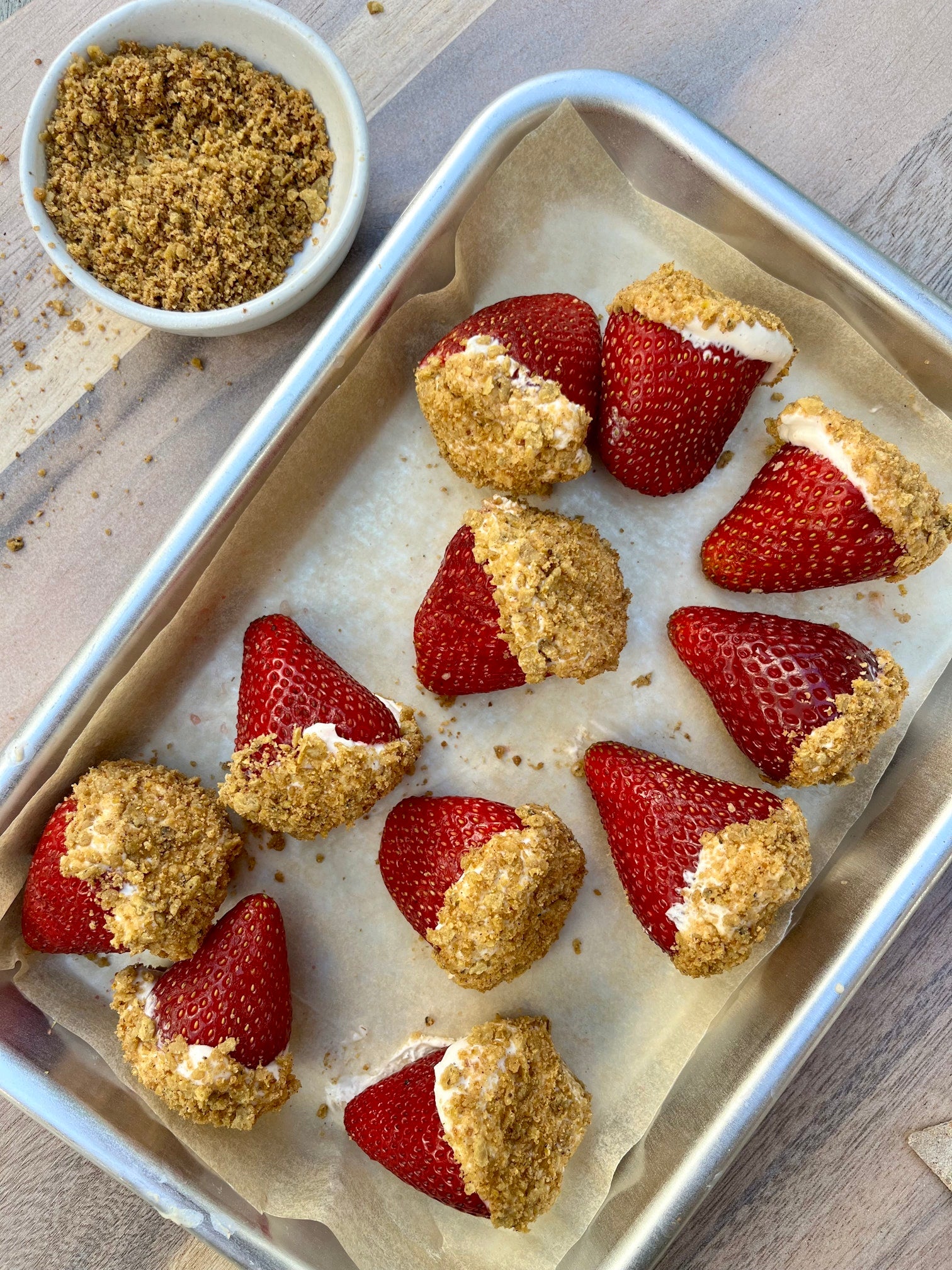 Churro Crunch Strawberries